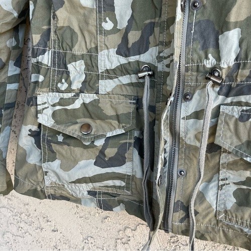 Jac Vanek JV Women’s Forever Hungry Green Camoflauge Graphic Jacket Size Medium - Picture 5 of 9