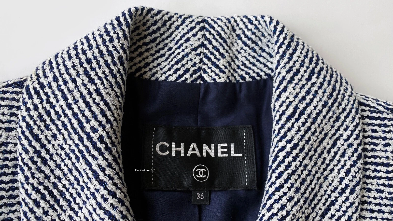 $5250 GIACCA CHANEL 19P BLU NAVY ECRU TWEED NERO CC BOTTONI MANICA CORTA 36