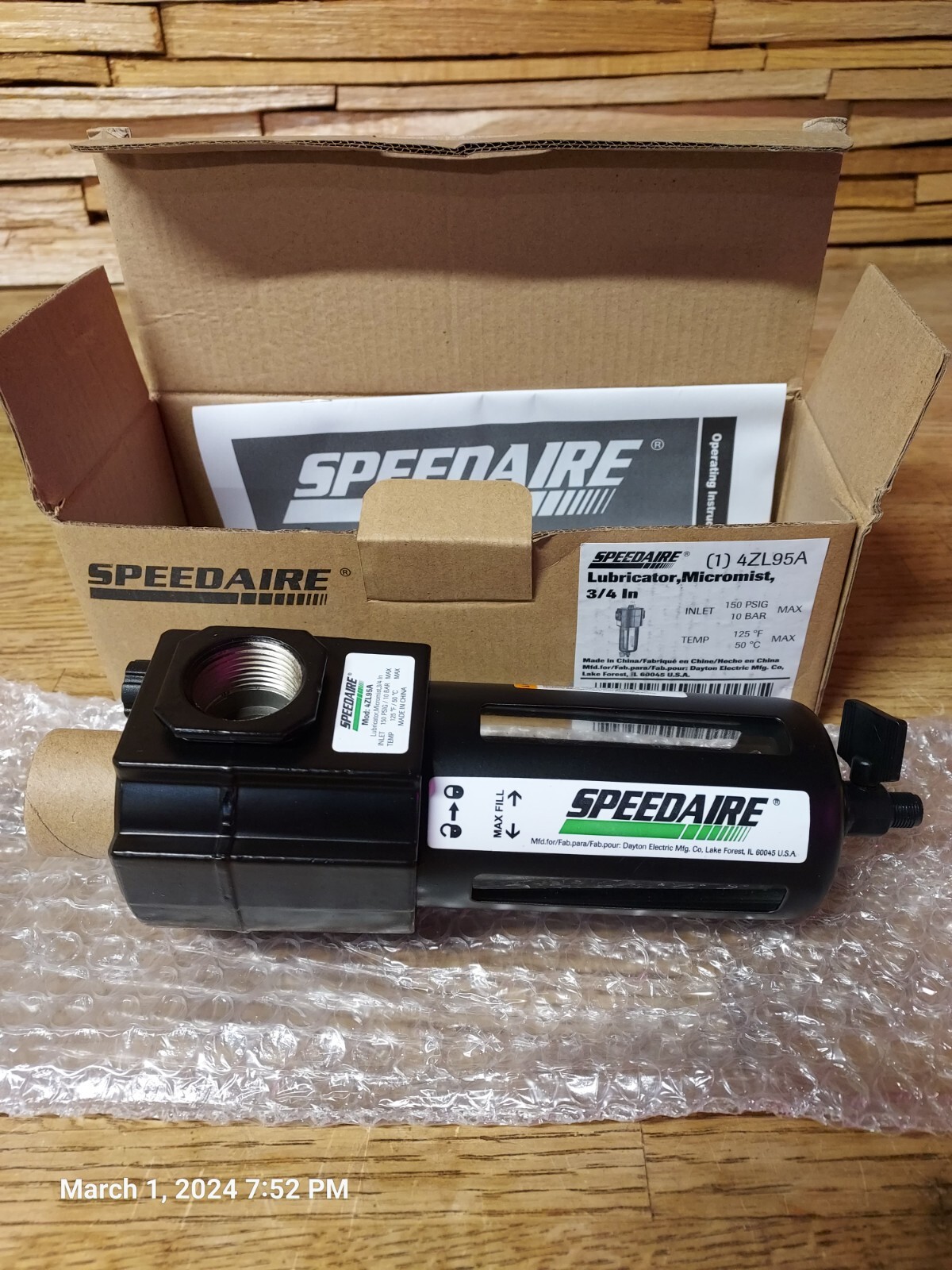 Air Line Lubricator, 3/4in, 140cfm, 150 psi Speedaire 4ZL95A New-Open Box