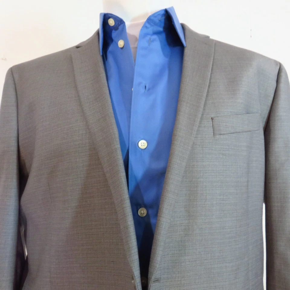 Kenneth Cole Reaction Gray Sharkskin SUIT 48-Reg Jacket, Pants 42x30 Stretch NEW - Image 4 of 4