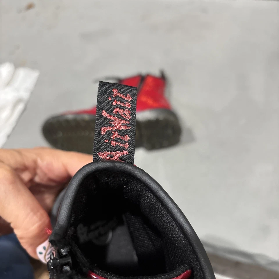 Dr Martens 1460 Brillo J Niñas Talla 1 Rosa Charol Botas de Combate Niños Doc Foto 4 de 4