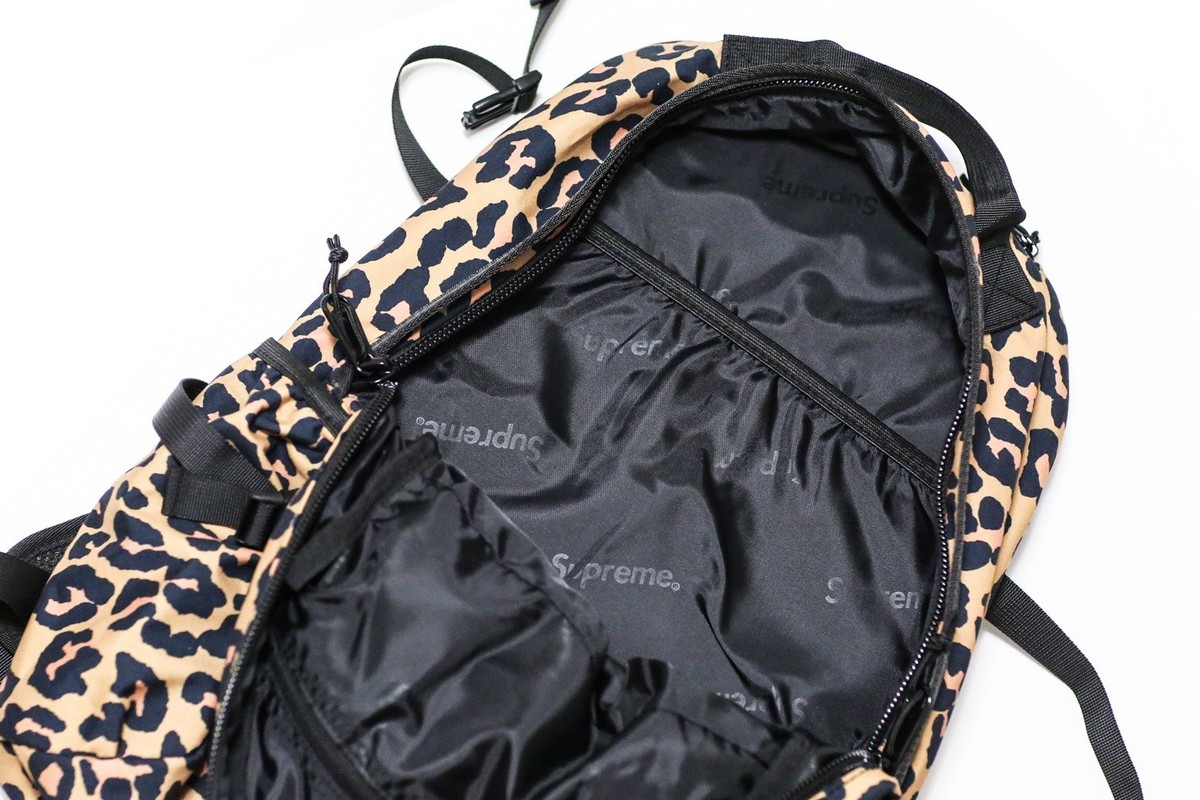 Supreme 20FW Backpack 21L Leopard　レオパード Supreme Backpack (FW20) Leopard - FW20 - US