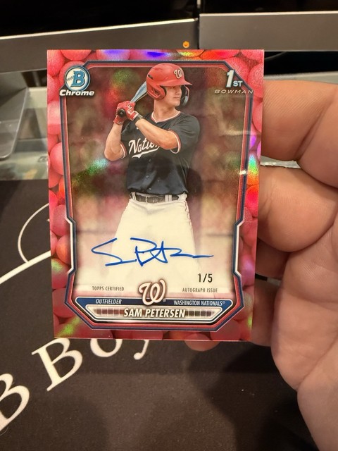 2026 Bowman Sam Petersen 1st Snack Pack Bubblegum Refractor On Card Auto #1/5
