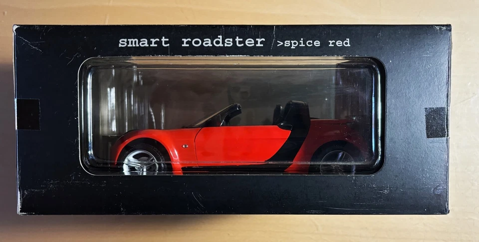 MCC SMART - SMARTWARE COLLECTION • SMART ROADSTER SPICE RED - 1/18 DIE CAST - Immagine 4 di 4
