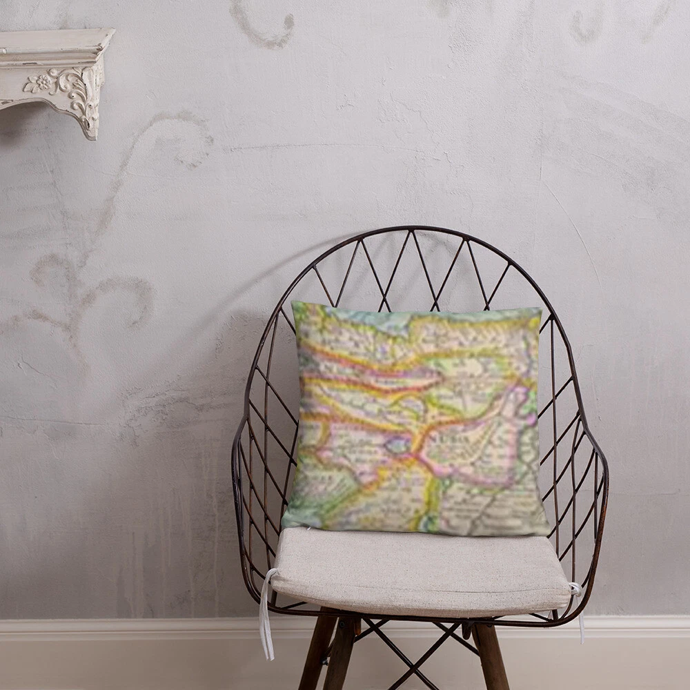 Basic Pillow - Map