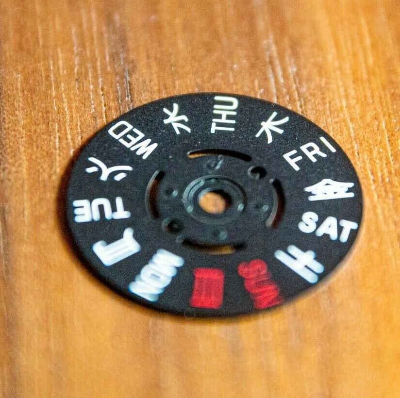 SEIKO DAY DATE DISK DISC WHEEL 4 O-CLOCK SKX007 SKX009 7S26