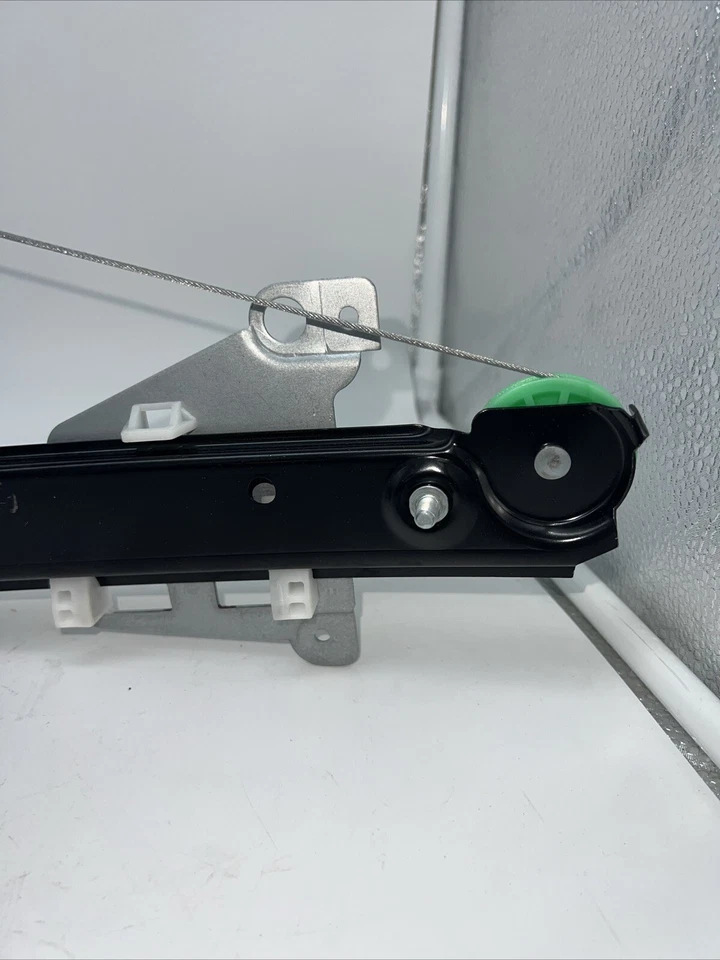 Motor regulador ventana eléctrica trasero izquierdo lado del conductor V70 XC70 S 60 80 741-058 Foto 3 de 4