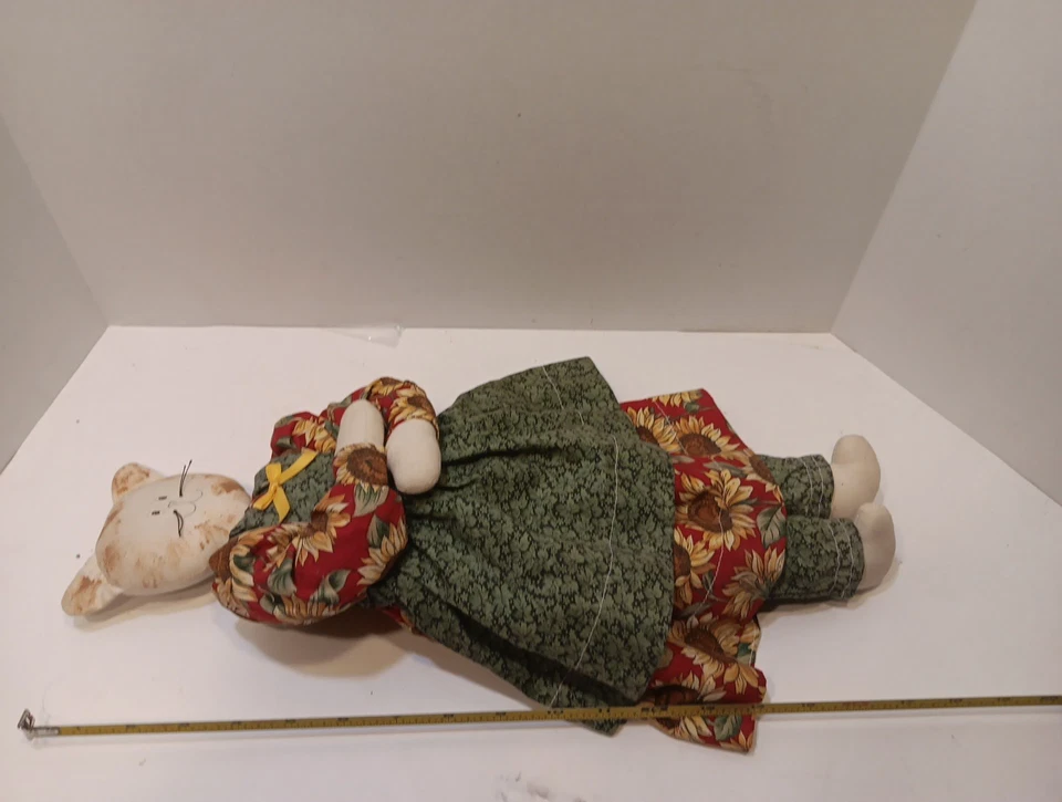 Muñeca gato atigrado primitivo otoño girasol vestido hecho a mano de colección estante cuidador Foto 4 de 4
