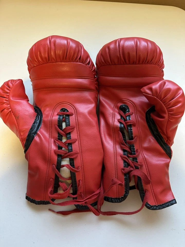 Guantes de boxeo Everlast 2926 vintage de cuero de entrenamiento rojos con cordones HECHOS EN EE. UU. Foto 3 de 4