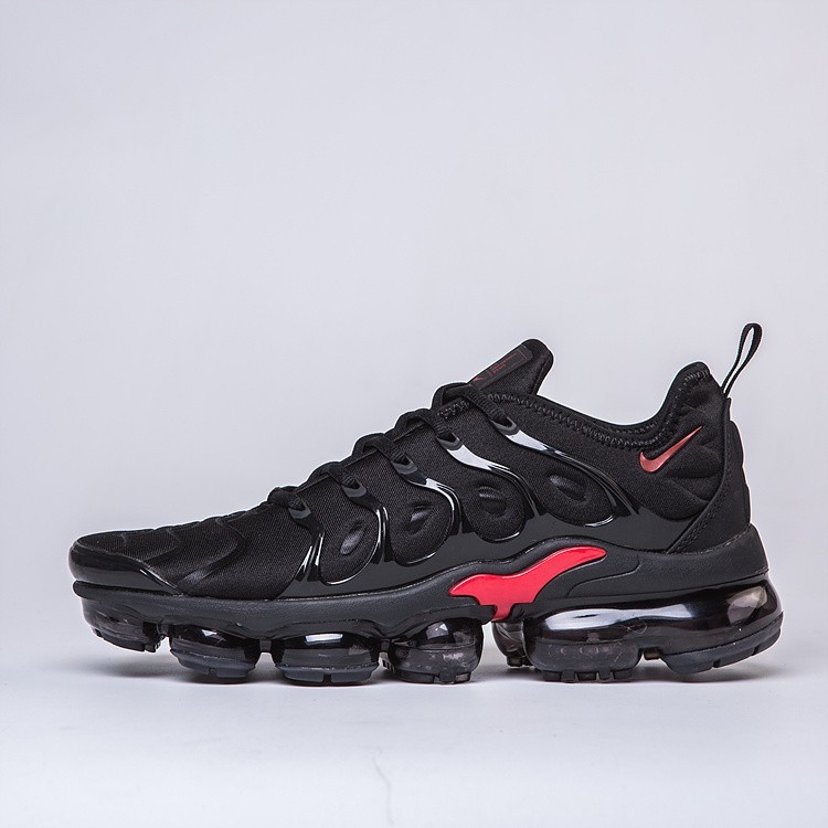 Nike Air VaporMax Plus Mens Size 13 Triple Red Running Shoes Sneakers 924453-003 New Men main image 2