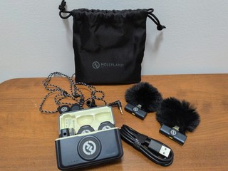 Hollyland Lark M2 Wireless Microphone for iPhone/Camera/Android/ 100% FUCTIONAL!