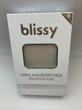 Blissy Standard/Queen 600 Thread Count Silk Pillowcase Ivory White