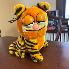 Vintage Garfield Plush 10" Tall Late 70s Early 80s Dakin or Fun Farm Very Nice