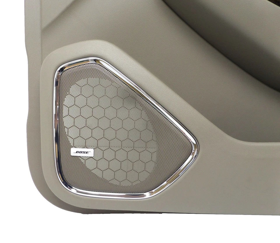 84192425 Chevrolet Suburban Tahoe 2015-20 lado del pasajero delantero derecho Cocoa Dune Foto 2 de 4