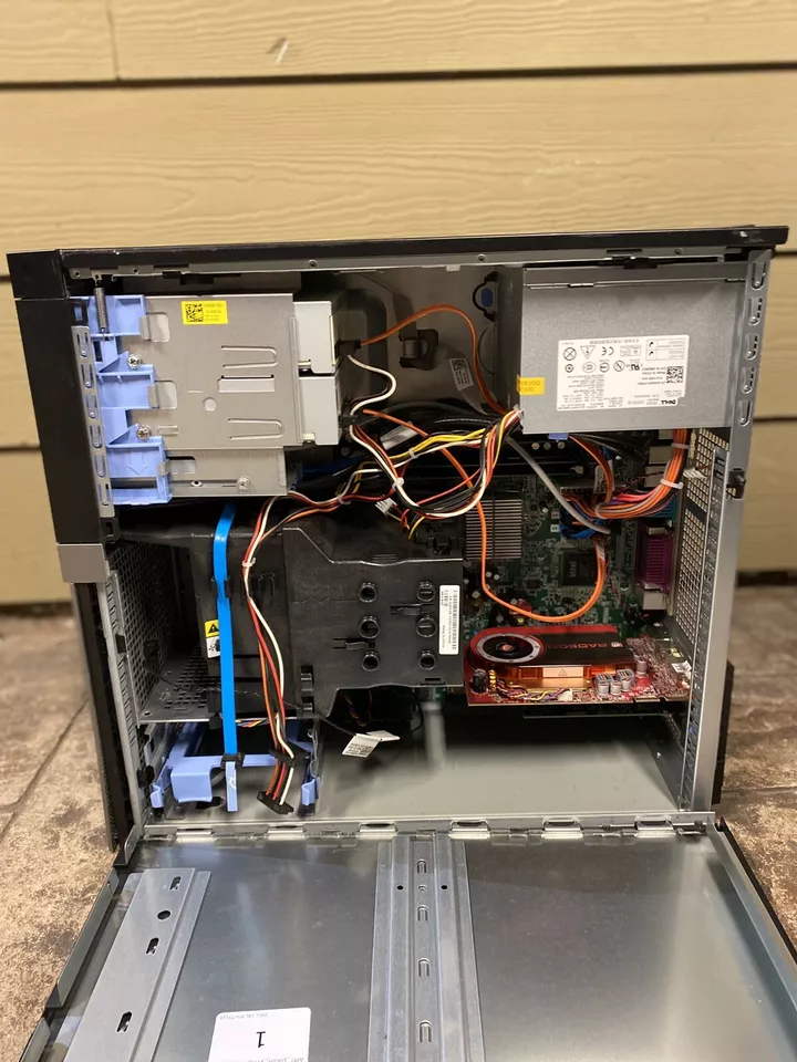 Dell Optiplex 960 Desktop Intel Core 2 Duo E8400 3.00Ghz 4GB AMD Radeon HD 4670 - Image 3 of 4