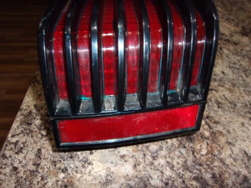 1979 to 82 Ford Mustang OE tail light RH - Foto 2 di 7