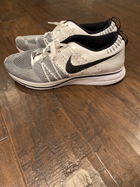 nike flyknit trainer white black for sale