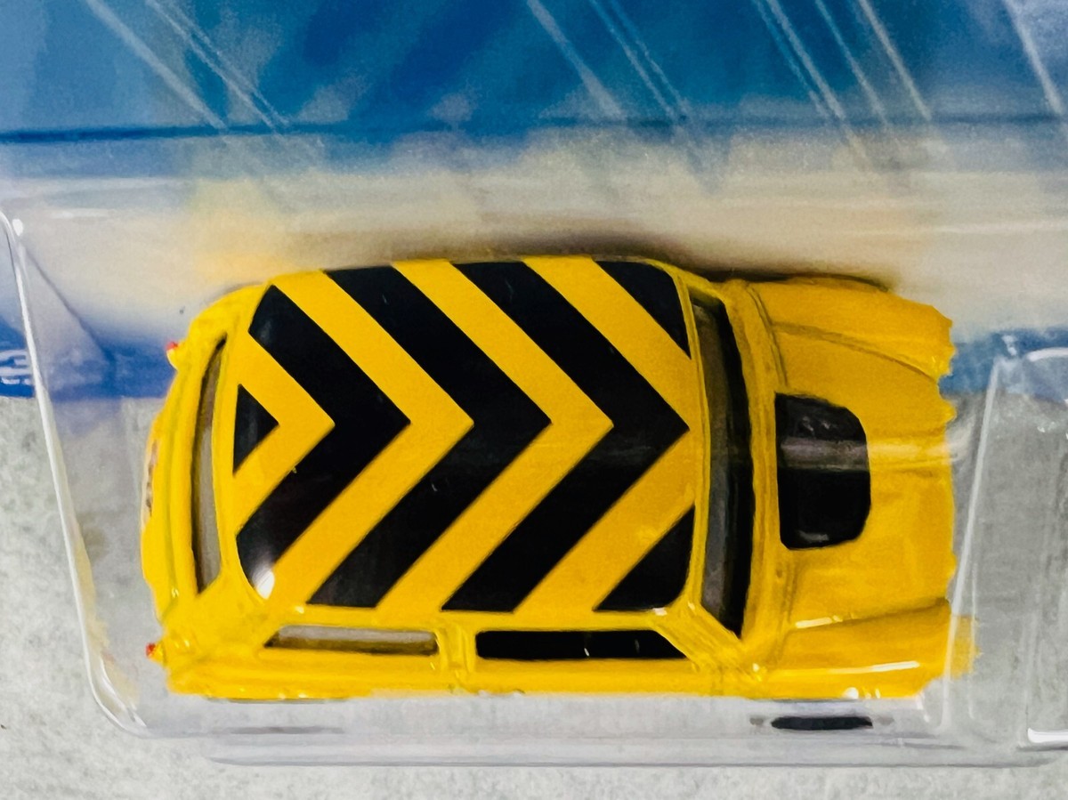 Hot Wheels 2005 トレジャーハント モーリス クーパー ホットウィール《 トレジャーハント モーリス ミニ クーパー