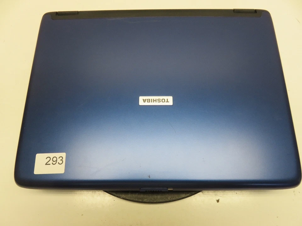 Toshiba Satellite A75-S1253 Pentium 4 3,2 GHz 192 MB SIN DISCO DURO sin batería Foto 2 de 4