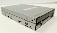 SAMSUNG 1.44MB 3.5 Internal Floppy Drive SFD-321J P4KQC038591 PARTS ONLY