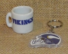 NFL Gift Set Minnesota Vikings Mini Mug and Key Chain Super Fan Lot 