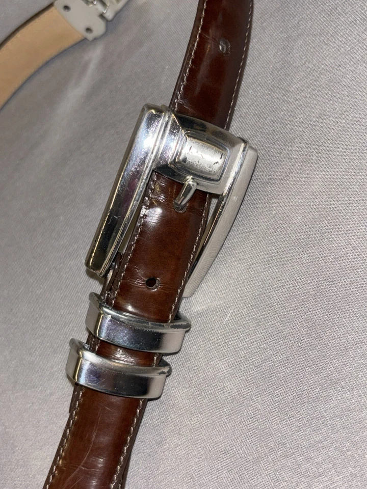 Cinturón de cuero para mujer Brighton talla 30M marrón con detalles plateados 4A408 Foto 3 de 4