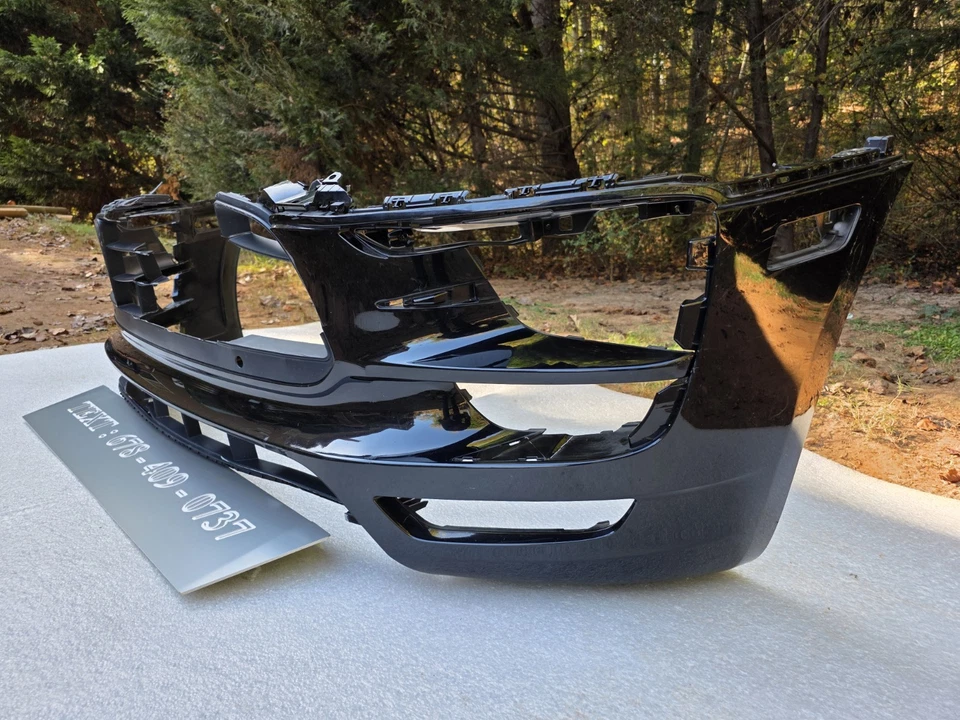 2014 2015 2016 2017 2018 Porsche Macan GTS Front Bumper Cover OEM (NO SHIPPING) - Image 4 of 4