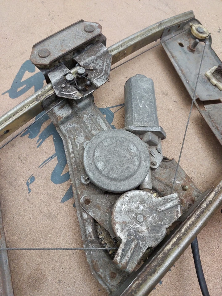 JDM Skyline R32 GTR GTS BNR32 HCR32 Coupe Power Window Motor & Regulator Driver - Image 4 of 4