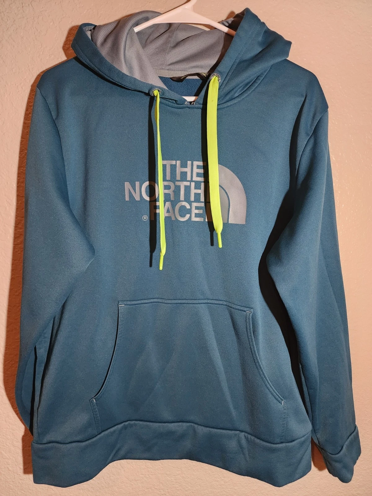 The North Face Mens Green Hoodie Pullover Size Medium M Long Sleeve