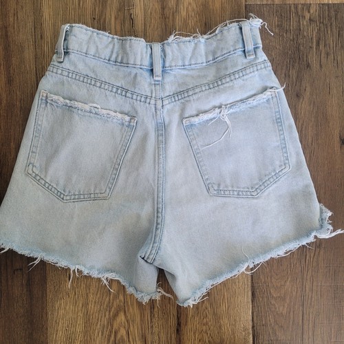 Zara Women's Size 2 Jean Shorts Light Wash Destressed Button Fly Denim Destroyed - Picture 2 of 13