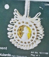 LeeWards SERENITY Angel Wreath Sequin Bead Christmas Ornament Kit Vintage NOS