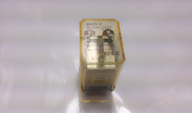 RH2B-UAC220-240 | IDEC | Industrierelais | Bürklin Elektronik RH2B-UAC220-240 | IDEC | Industrierelais | Bürklin Elektronik