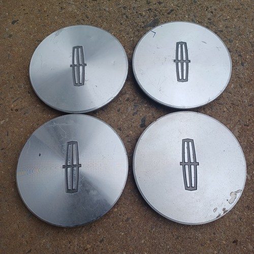 Lincoln Town Car center cap set (4 pieces) 19982002 part YW131A096