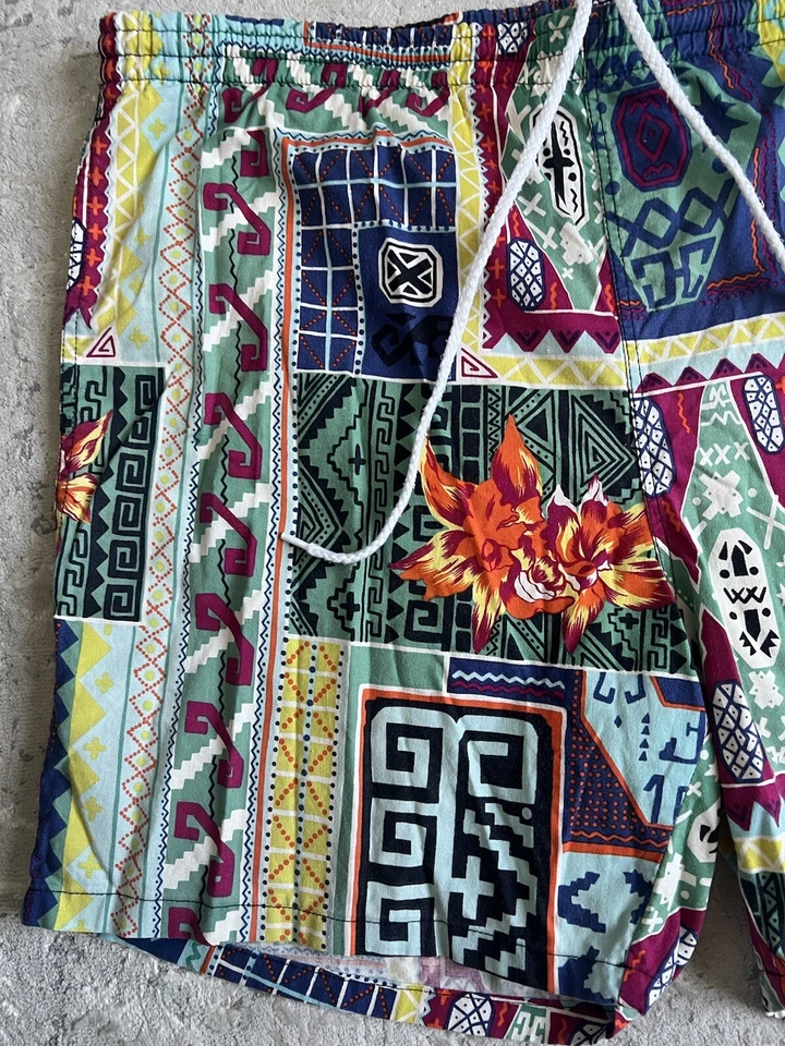 Bañador de colección IZOD para hombre (talla: grande) diseño tribal Foto 4 de 4