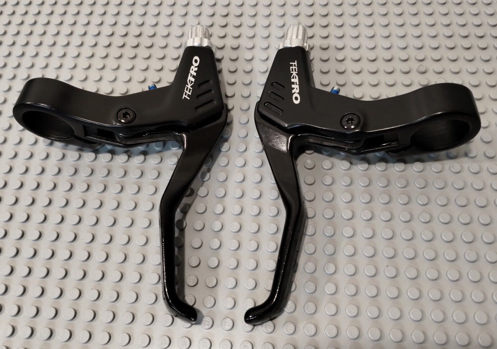 TEKTRO MT3.0 MECHANICAL PULL DISK BRAKE LEVERS, NEW, PULLED FROM CONVERSION eBay