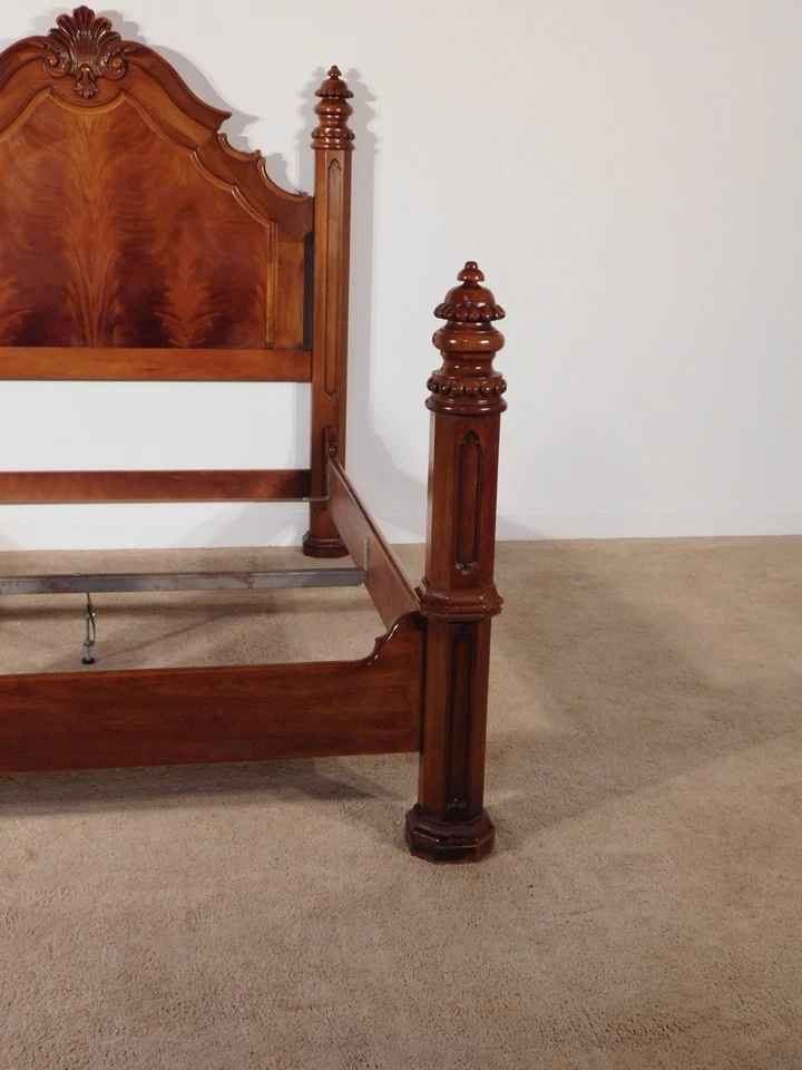 Marco de cama Henredon histórico Natchez tamaño reina Imperio victoriano llama caoba Foto 3 de 4