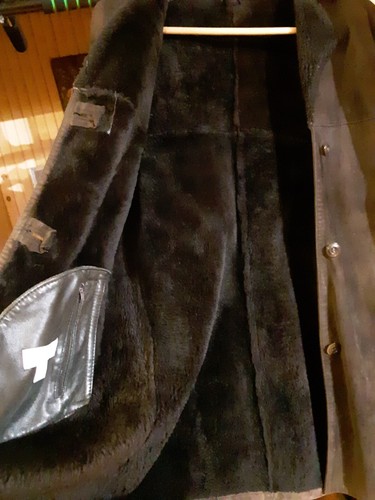 Women’s Shearling Brooks Brothers brown button coat size small needs cleaning - Picture 12 of 13