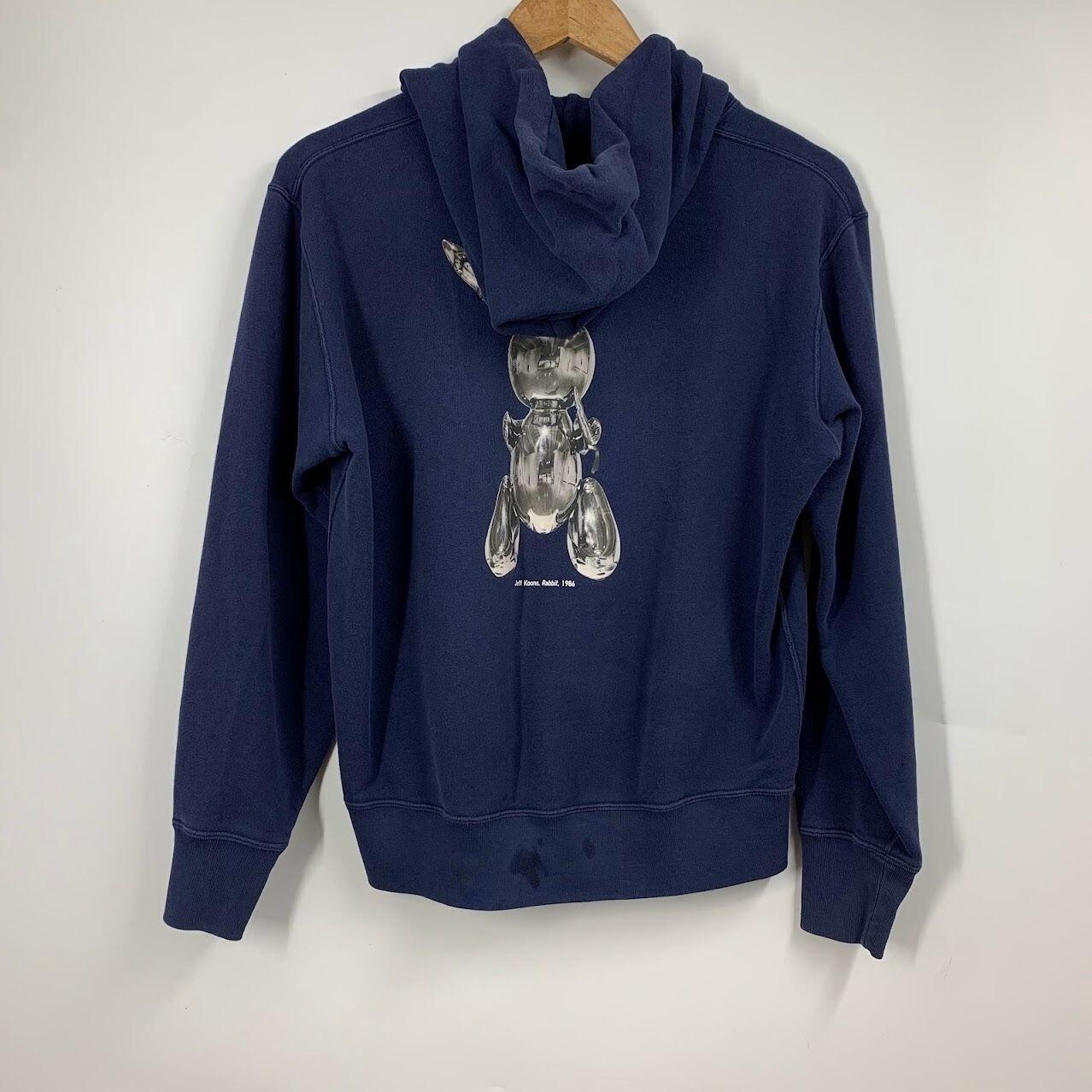 Uniqlo x Jeff Koons Women's Chrome Balloon Rabbit Graphic Sweatshirt Size XS thumbnail 2