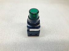 Allen Bradley 800T-QBH2GA2 Green Illuminated Push Button Ser. U 800T TBI 