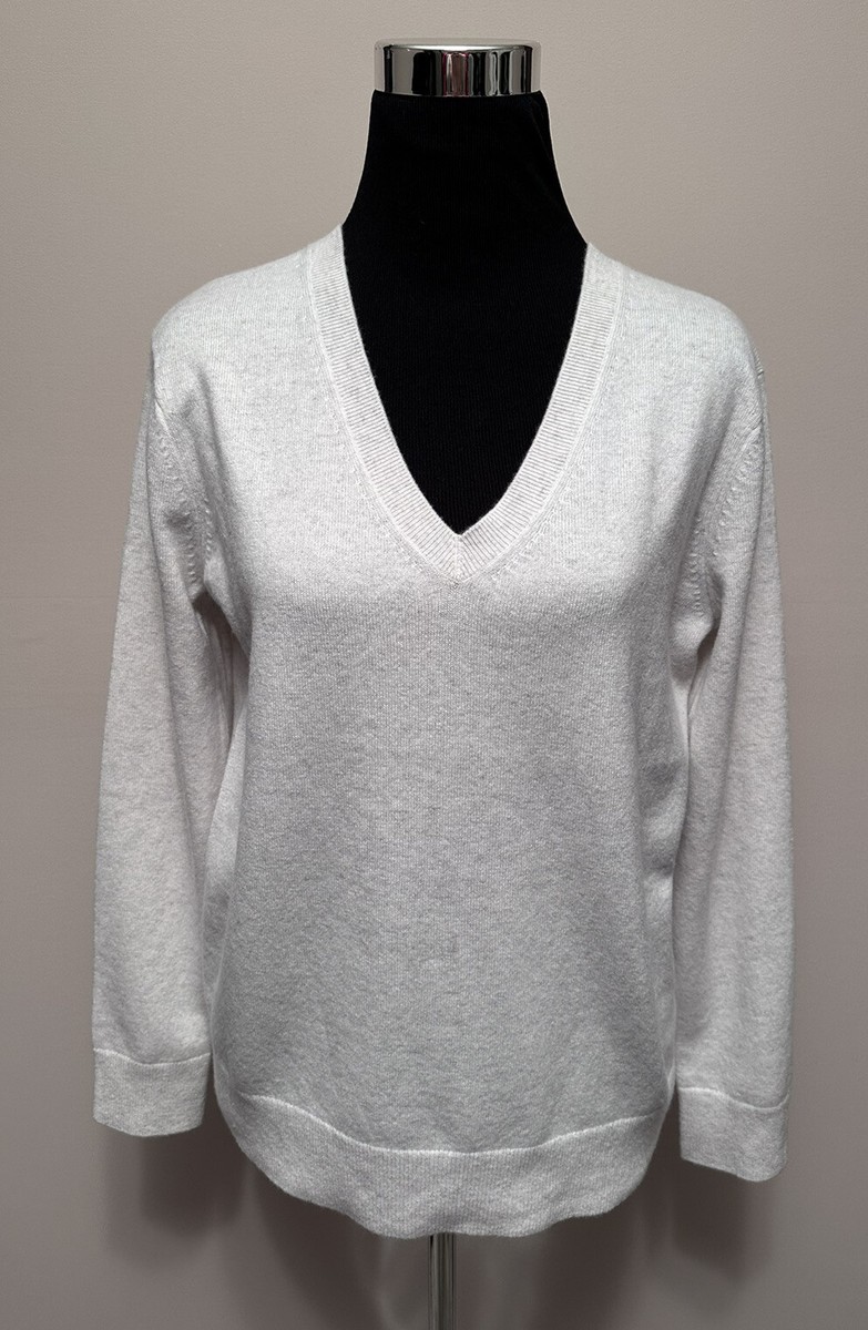 $295 NWT VINCE Weekend Cashmere V-neck Heather White Sweater