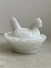Vintage Westmoreland White Milk Glass Hen On Nest Mini Salt Cellar 2.5”