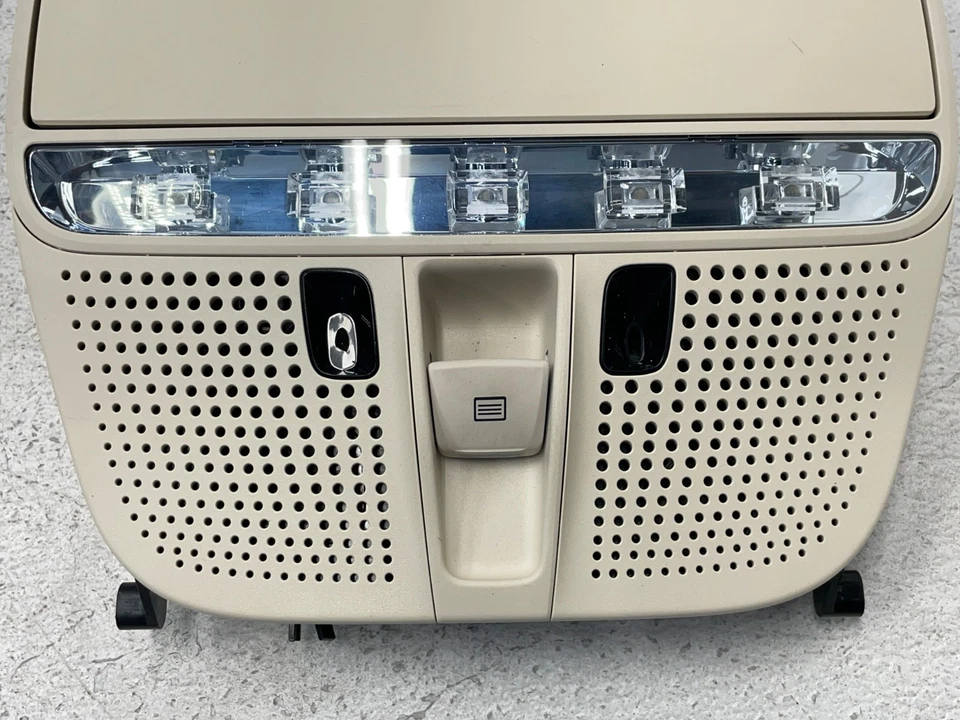 Комплект ручек для захвата верхних купольных фар 15 16 17 18 Mercedes C300 1599 от оригинального производителя - Изображение 4 из 4