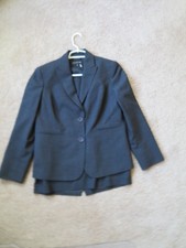 Jones New York Women's Black 2 Piece Skirt Suit 8P, Skirt Stretch Size 6