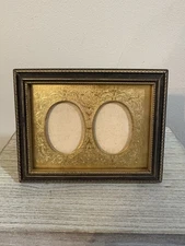 VTG Ornate Standing Double Picture Photo Frame Oval Stamped Gold Tone