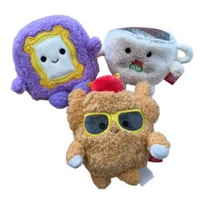 BumBumz Friends TV Show Plush Set Central Perk Mug Frame Holiday Armadillo 4.5in