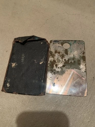 WW2 US Military Shaving Mirror & Case