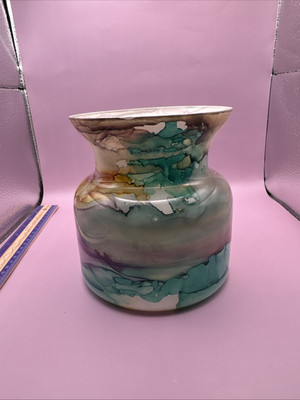 Stunning Vidi Glass Italian 6  Handmade Vase