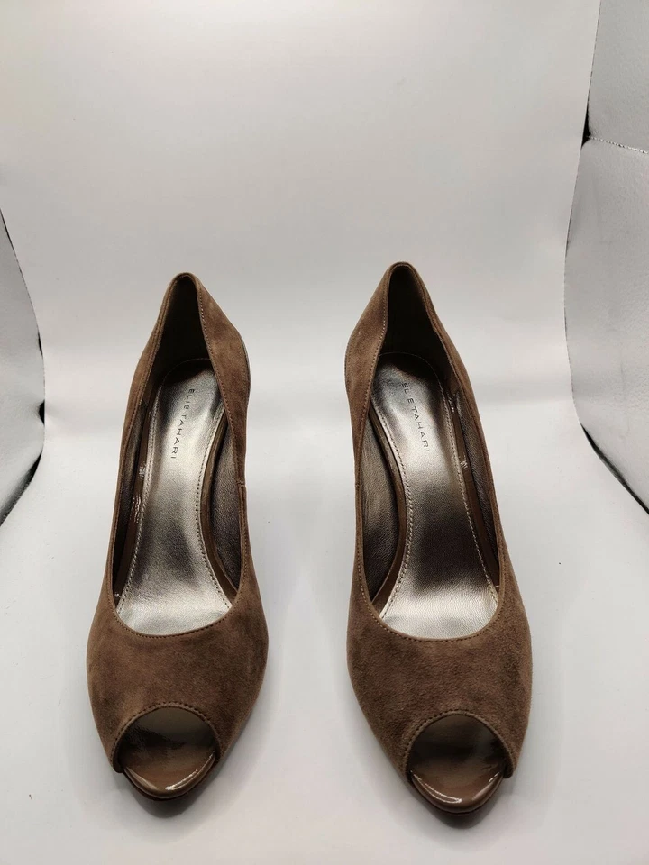 ELIE TAHARI MUJER PEEP TOE PUMP GAMUZA VESTIDO TACÓN ALTO talla 8.5 EU 38.5 MARRÓN Foto 2 de 4