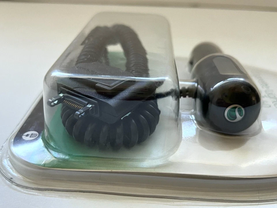 SONY ERICSSON CLA-60 прикуривателя адаптер новый в заводской упаковке, автомобильное зарядное устройство - Изображение 3 из 4