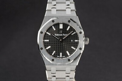 Audemars Piguet Royal Oak 33MM Black Dial Ref. 67650ST Box & Papers